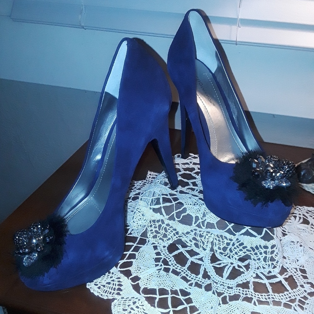 Blue Suede Pumps as 9m